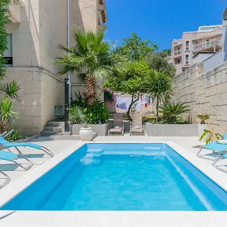 Seaside Luxury With A Swimming Pool - 23559 Вилла Сплит